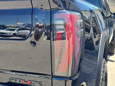 New 2026 GMC Sierra 2500 AT4X w/ LPO, Black Badging Package AWD/4WD image 8
