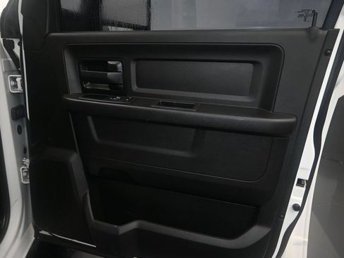 Used 2024 RAM 3500 Tradesman w/ Chrome Appearance Group AWD/4WD image 13