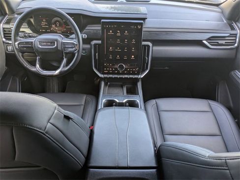 Used 2024 GMC Acadia Elevation image 14