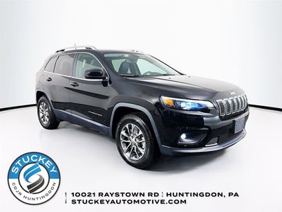 Used 2019 Jeep Cherokee Latitude Plus w/ Comfort/Convenience Group