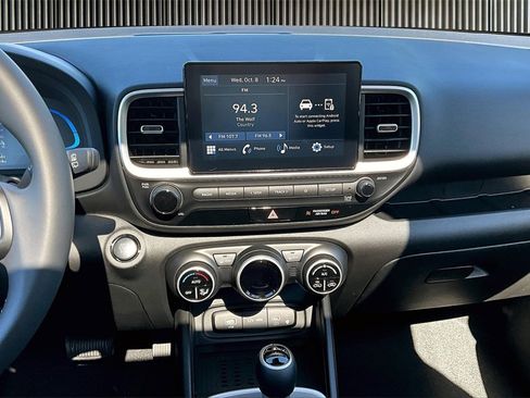 New 2026 Hyundai Venue SEL image 7