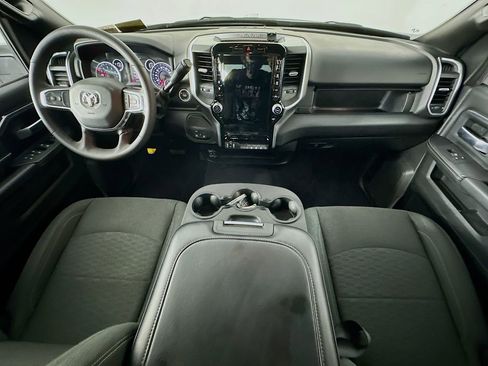 Used 2025 RAM 2500 Big Horn AWD/4WD image 10