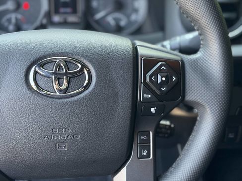 Used 2021 Toyota Tacoma TRD Sport w/ Technology Package RWD image 36