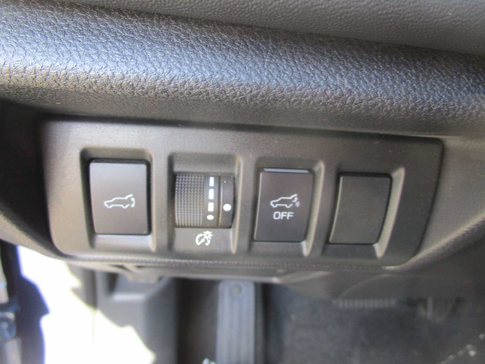 Used 2021 Subaru Outback Limited w/ Popular Package #2 AWD/4WD image 16