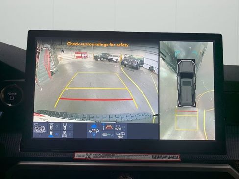 New 2025 Toyota 4Runner Limited image 18