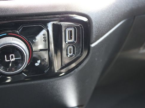 Used 2022 Chevrolet Silverado 1500 RST image 29