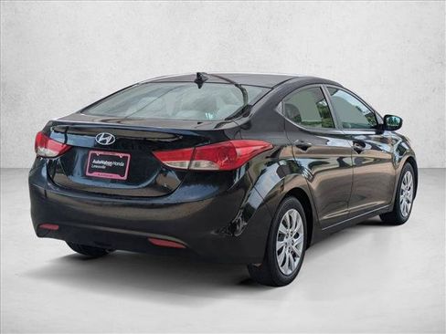 Used 2011 Hyundai Elantra GLS FWD image 5