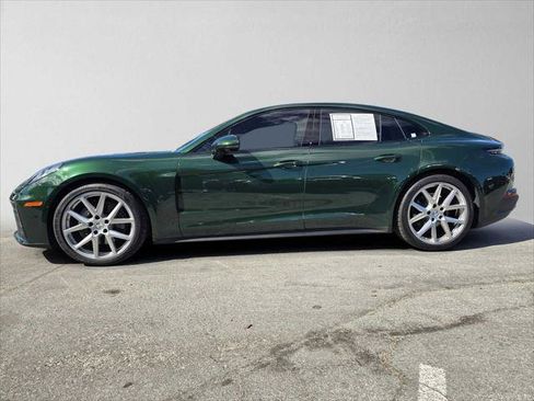Used 2026 Porsche Panamera RWD image 6