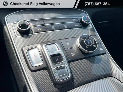 Used 2023 Hyundai Santa Fe SE AWD/4WD image 39