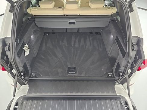 Used 2022 BMW X5 xDrive40i w/ M Sport Package image 24