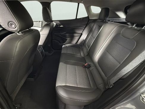 Certified 2024 Chevrolet Trax LT w/ LT Convenience Package image 25