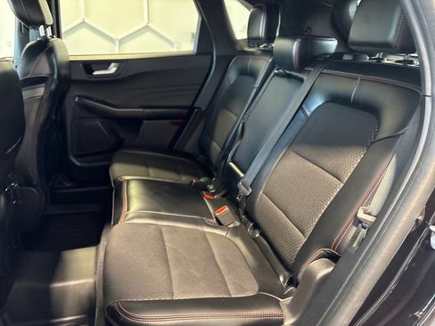 Used 2023 Ford Escape ST-Line w/ Tech Pack #1 FWD image 15