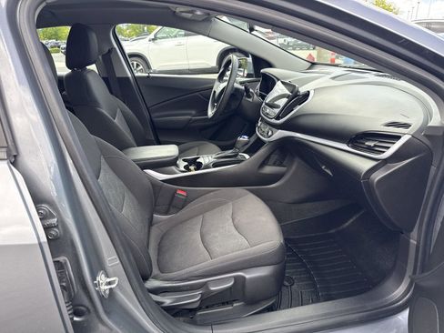 Used 2018 Chevrolet Volt LT image 30