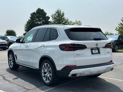 Used 2026 BMW X5 xDrive40i AWD/4WD image 5