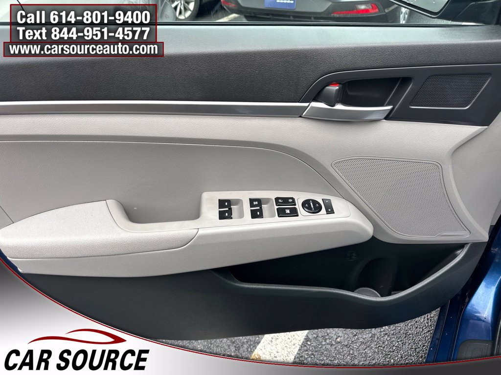 Used 2020 Hyundai Elantra SE FWD image 10