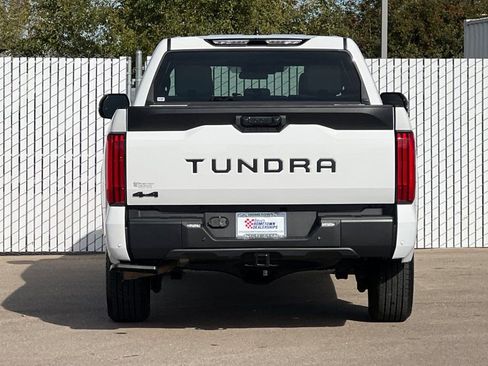 Used 2025 Toyota Tundra SR5 w/ SR5 Premium Package image 5