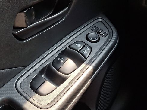 Certified 2025 Nissan Versa S w/ Trunk Package FWD image 26