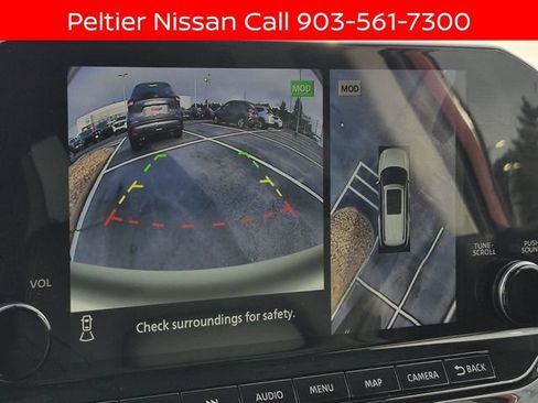 Certified 2025 Nissan Pathfinder SL w/ SL Premium Package FWD image 39