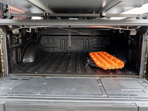 Used 2024 Ford F150 Raptor AWD/4WD image 40