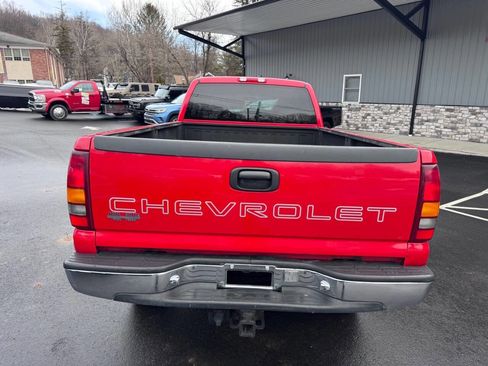 Used 1999 Chevrolet Silverado 2500 2WD Extended Cab w/ Exterior Appearance Pkg image 3