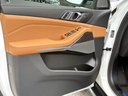 New 2026 BMW X5 sDrive40i w/ Premium Package RWD image 18
