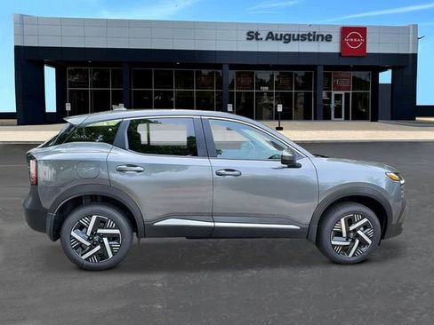 New 2026 Nissan Kicks SV image 7