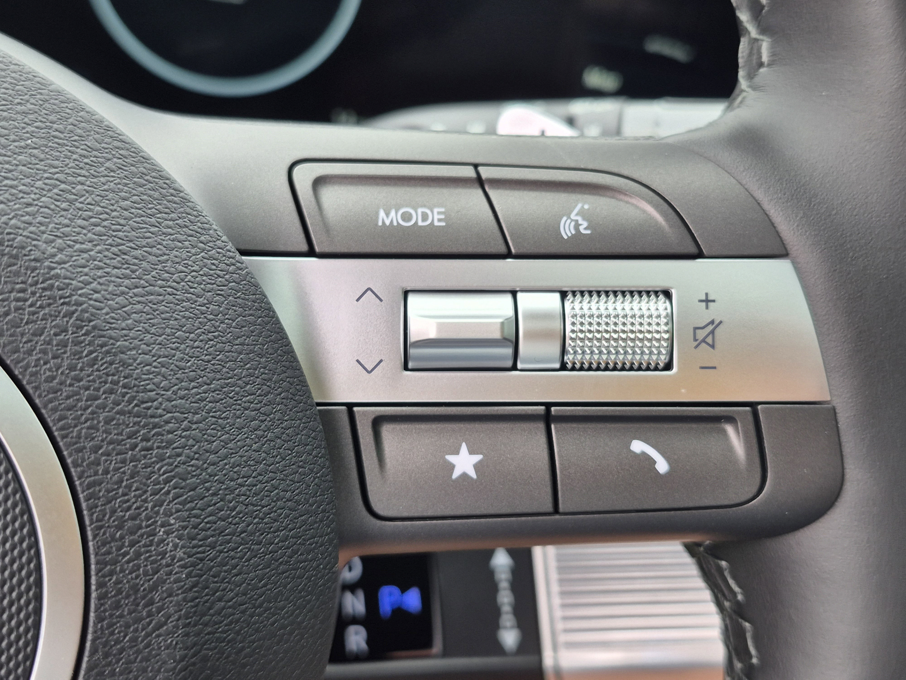 New 2026 Hyundai Kona Limited FWD image 30