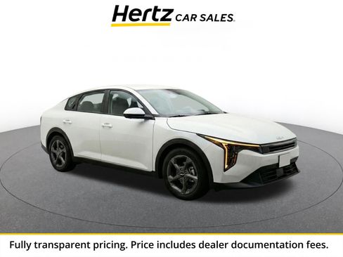 Used 2025 Kia K4 FWD image 1