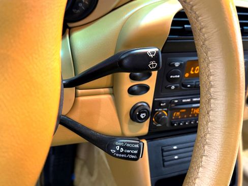 Used 2003 Porsche 911 Targa image 18