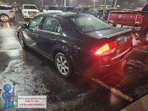 Used 2010 Mercury Milan Premier image 3