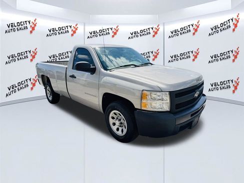 Used 2009 Chevrolet Silverado 1500 W/T RWD image 1