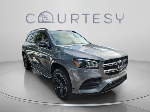 Used 2023 Mercedes-Benz GLS 450 4MATIC image 5