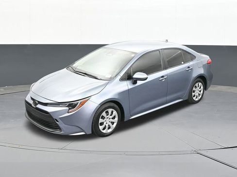 Used 2023 Toyota Corolla LE w/ Carpet Mat Package (TMS) image 61