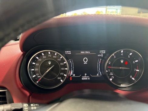 Used 2022 Maserati Levante GT image 17