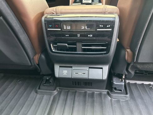 Used 2022 Acura MDX FWD w/ Technology Package image 29