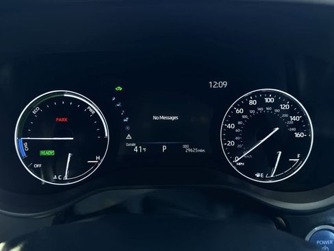 Used 2022 Toyota Sienna Platinum image 18