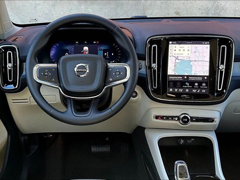 New 2026 Volvo XC40 B5 Plus w/ Protection Package Premier image 23