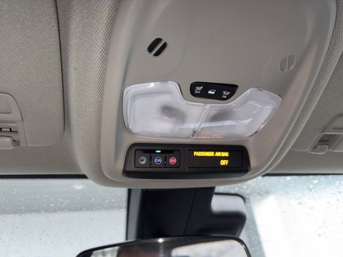 Used 2025 Buick Encore GX Preferred image 43