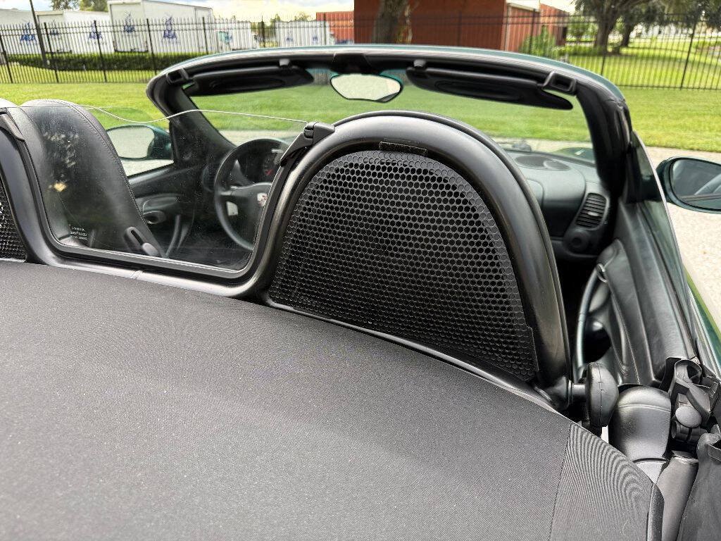 Used 2001 Porsche Boxster RWD image 35