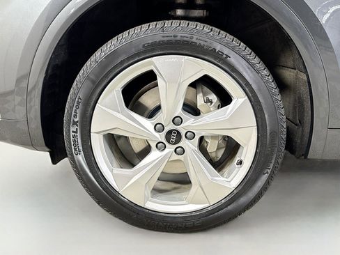 Certified 2023 Audi Q5 2.0T Premium w/ Convenience Package image 29