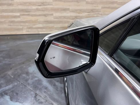 Used 2021 Cadillac XT4 Premium Luxury AWD/4WD image 31
