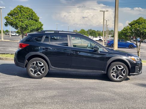 Used 2019 Subaru Crosstrek 2.0i Limited w/ Moonroof Package w/Navigation AWD/4WD image 8