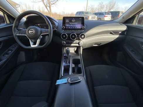 Used 2024 Nissan Sentra SV image 12