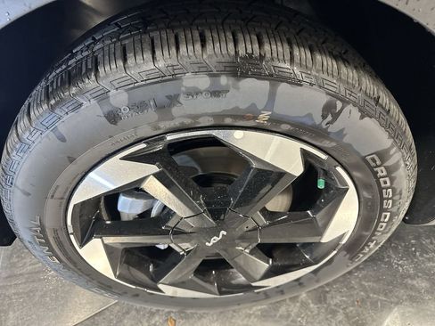 New 2025 Kia Sorento SX Prestige image 10