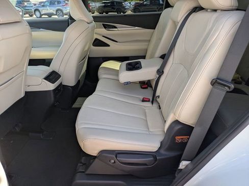Used 2023 INFINITI QX60 Luxe w/ Cargo Package FWD image 25