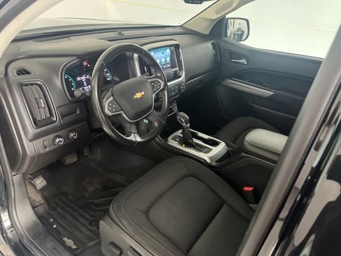 Used 2022 Chevrolet Colorado LT AWD/4WD image 25