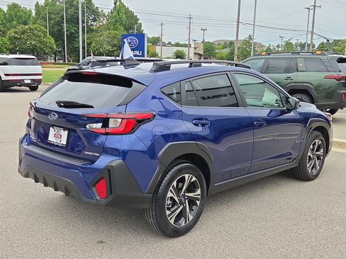 Used 2025 Subaru Crosstrek 2.5i Premium AWD/4WD image 3