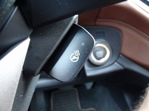 Certified 2022 Subaru Outback Touring image 24