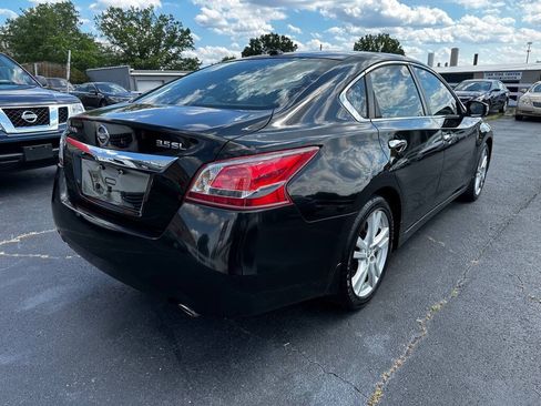 Used 2013 Nissan Altima 3.5 SL w/ Technology Pkg FWD image 7