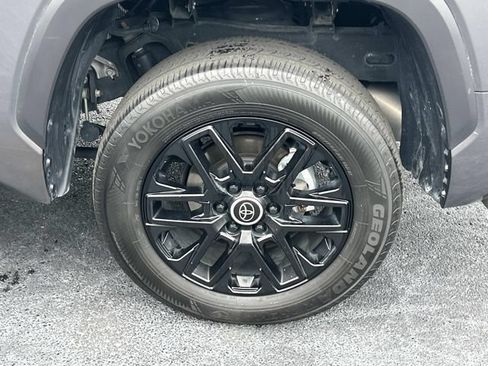 Used 2024 Toyota Tundra Limited w/ Nightshade Package AWD/4WD image 13